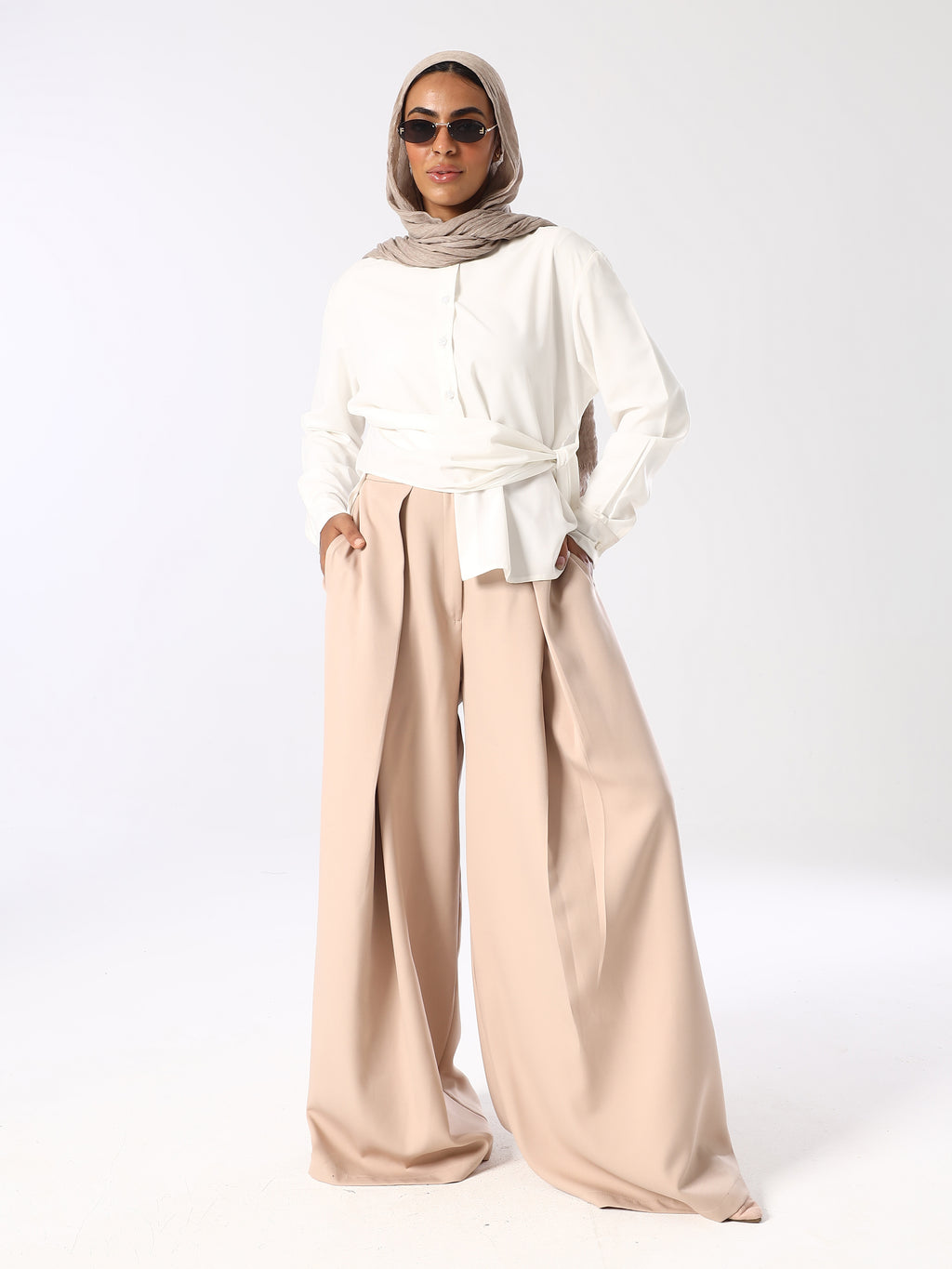 Nuvelle Pleated Wide Leg Pants